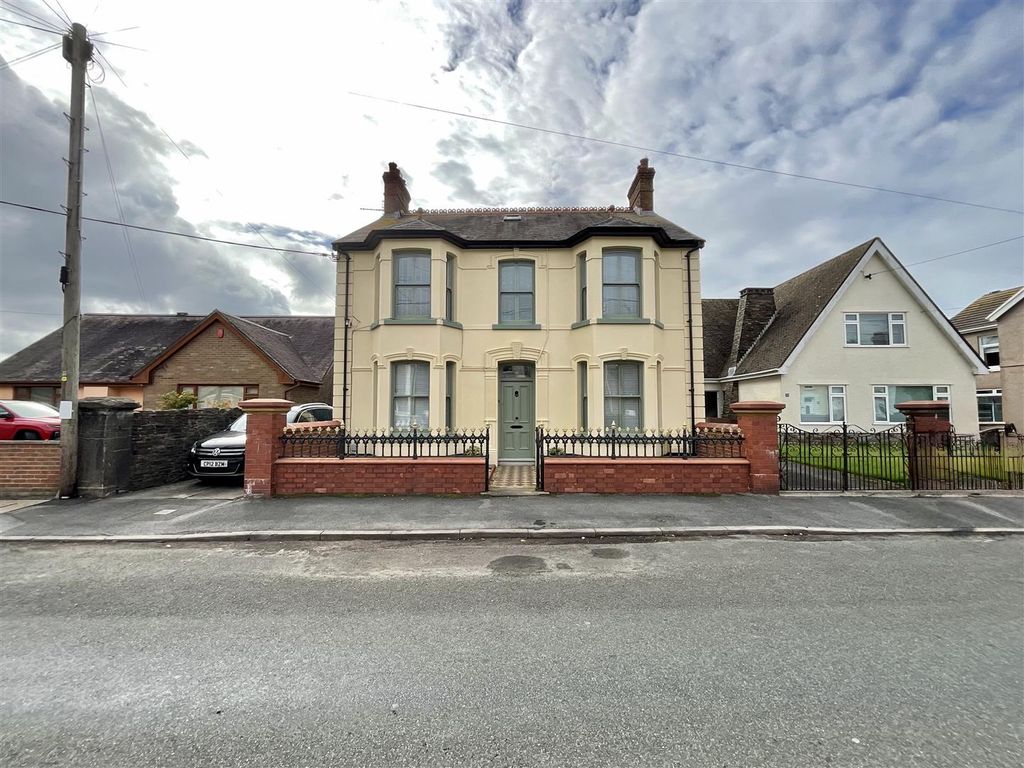 Property photo 1 of 63 Img_6979.Jpeg