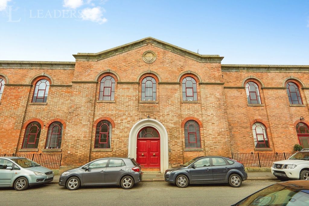 Property photo 1 of 10 Pbox-Img.Jpg