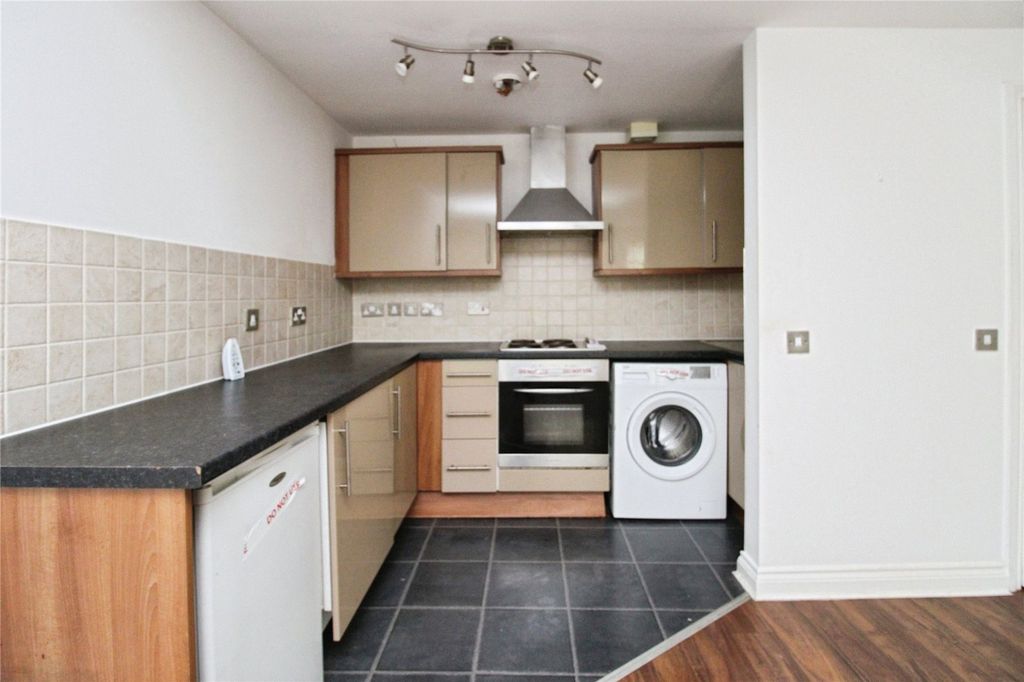Property photo 3 of 8 Picture No. 08