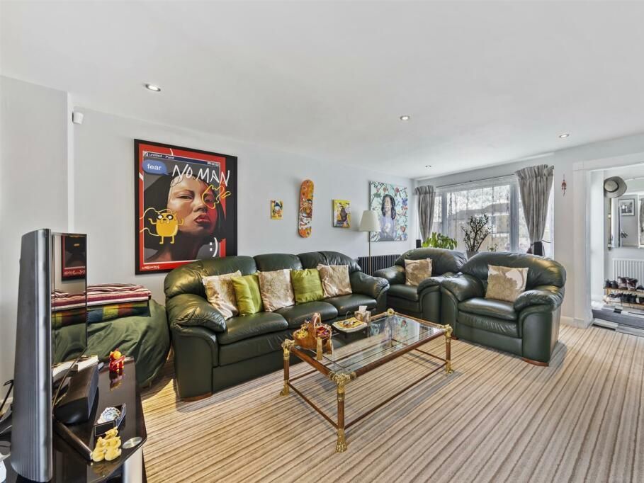 Property photo 2 of 15 Image