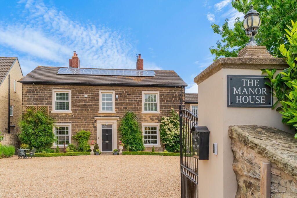 Property photo 1 of 44