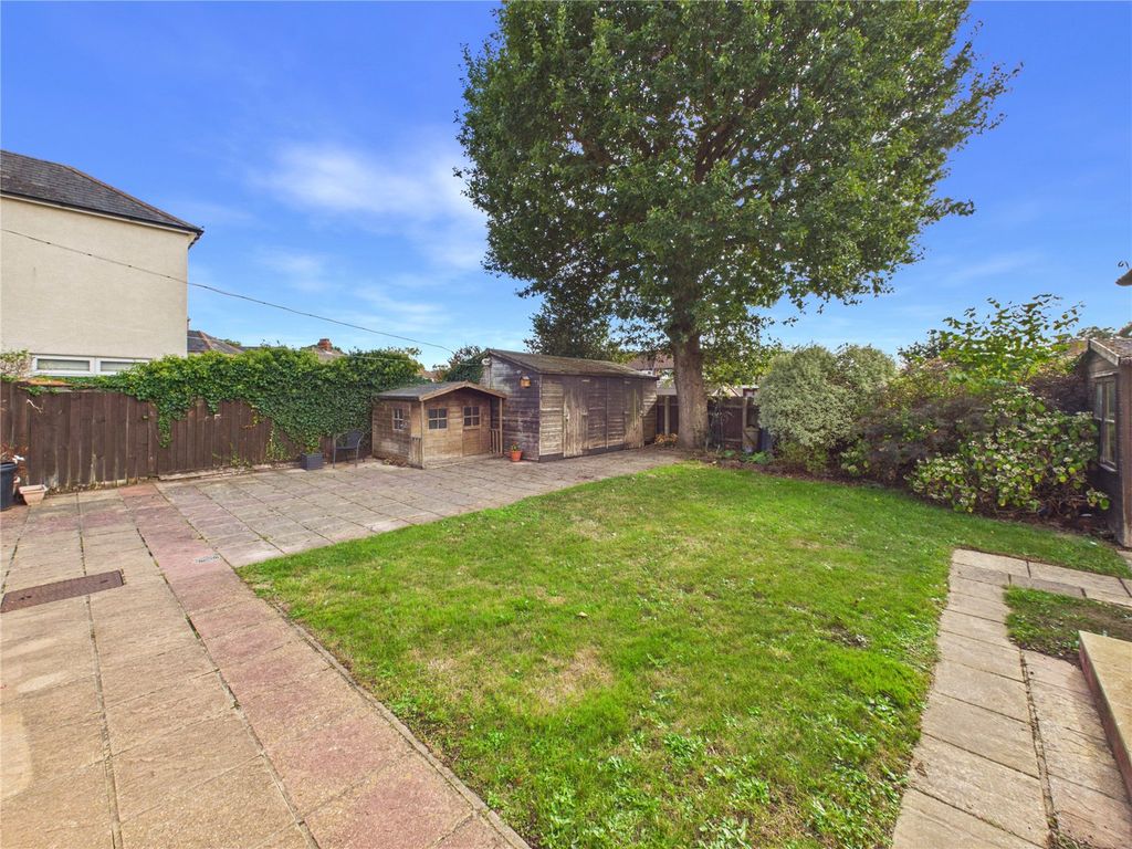 Property photo 2 of 16 Picture No. 02
