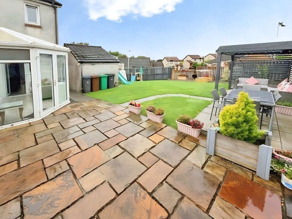 Property photo 3 of 37