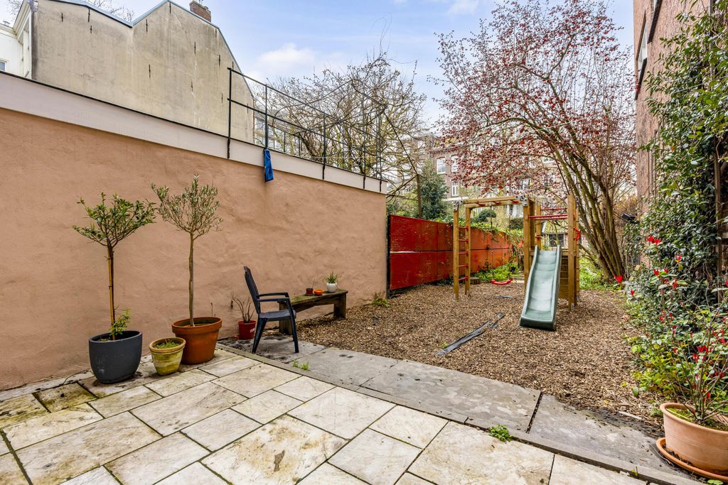 Property photo 3 of 59