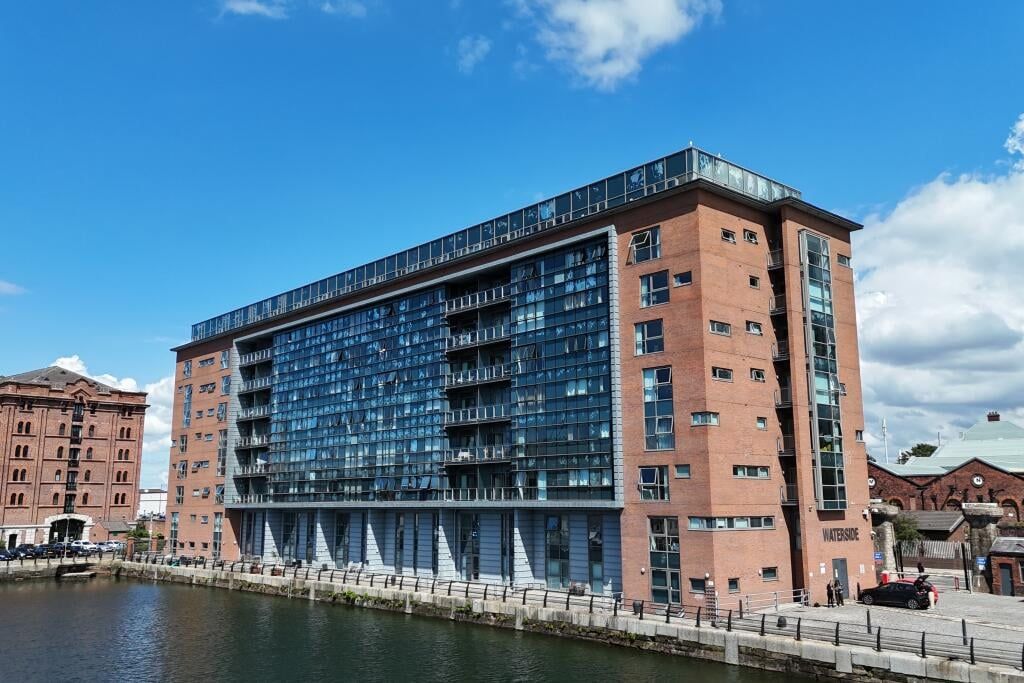 Property photo 1 of 13