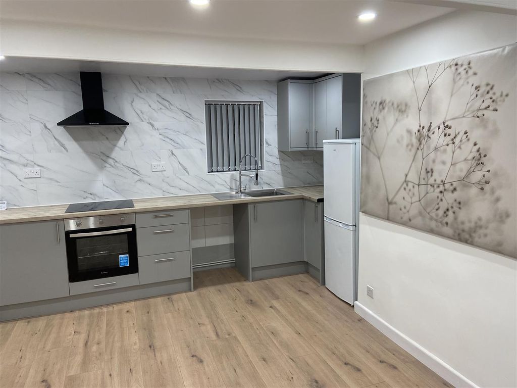 Property photo 2 of 9 Img_0879.Jpg