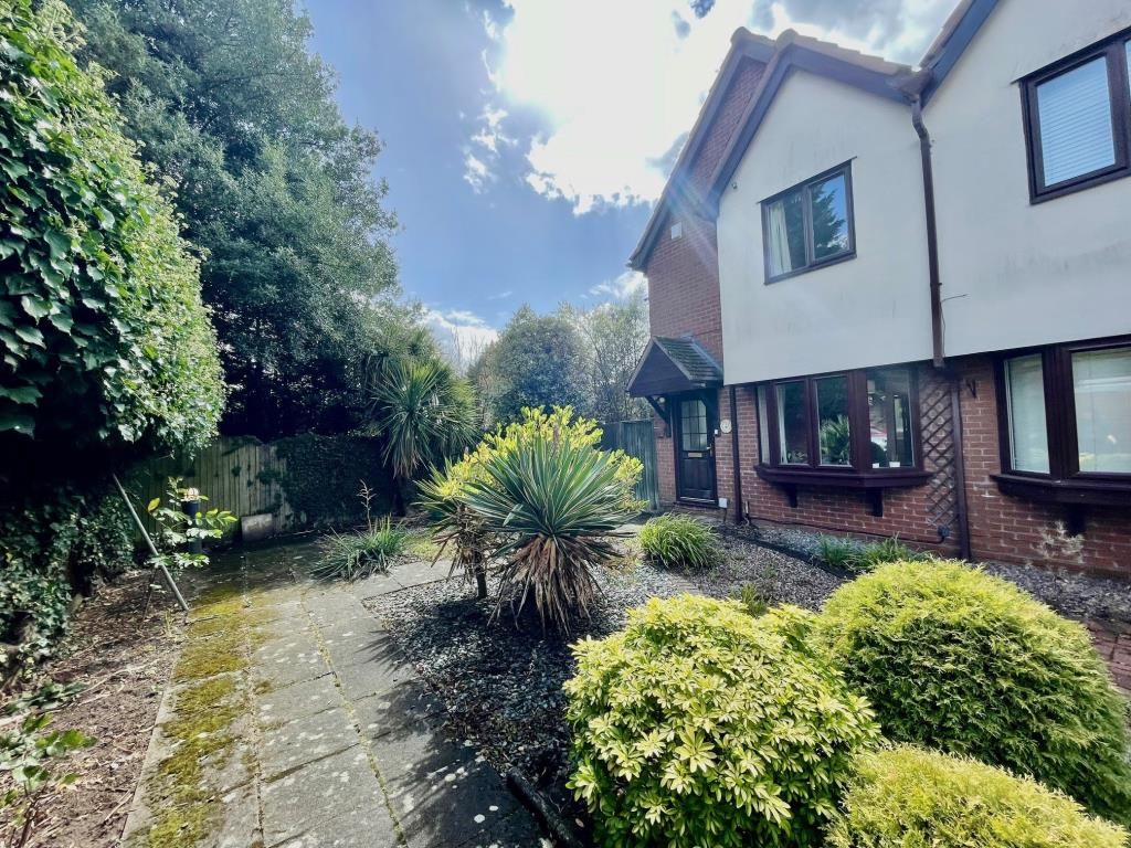 Property photo 2 of 13 External
