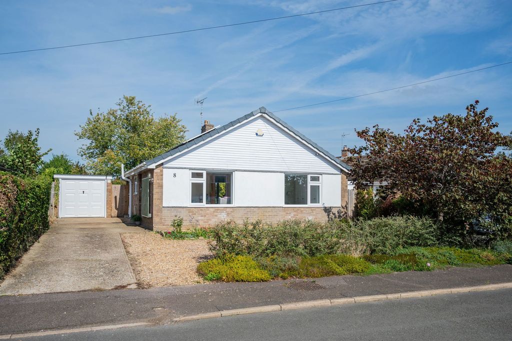 Property photo 1 of 25