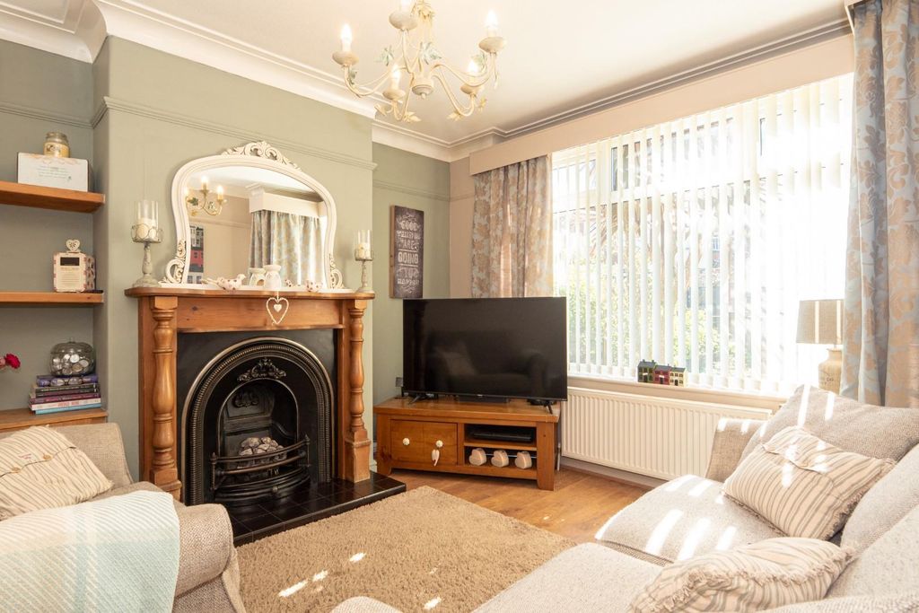 Property photo 2 of 29 Living Room