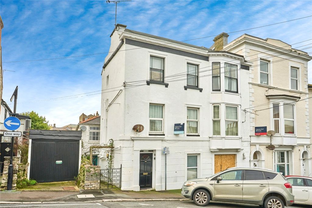 Property photo 1 of 11 Picture No. 21