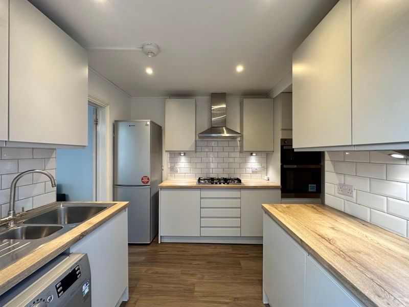 Property photo 2 of 13 Photo 19