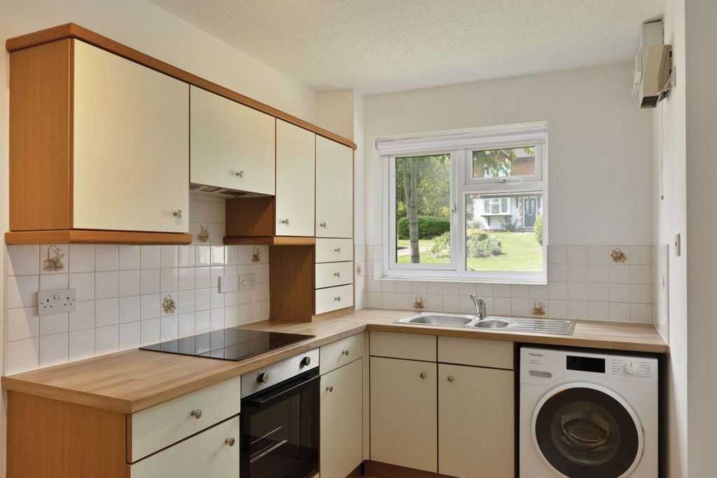 Property photo 3 of 9