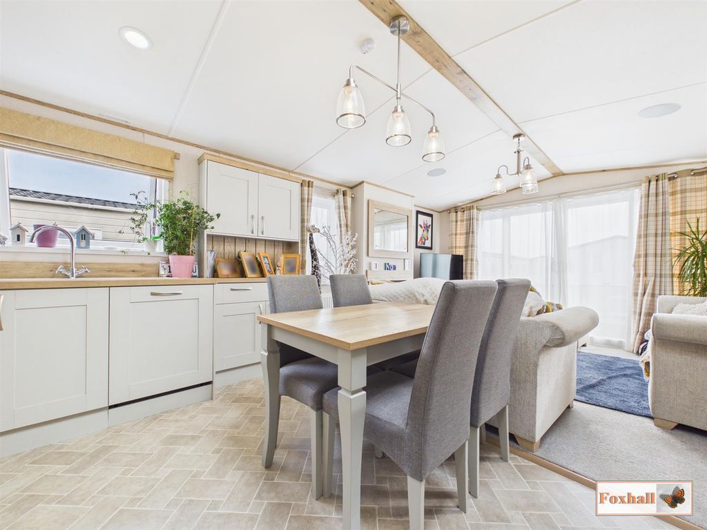 Property photo 3 of 20 Open Plan Lounge/Kitchen/Diner