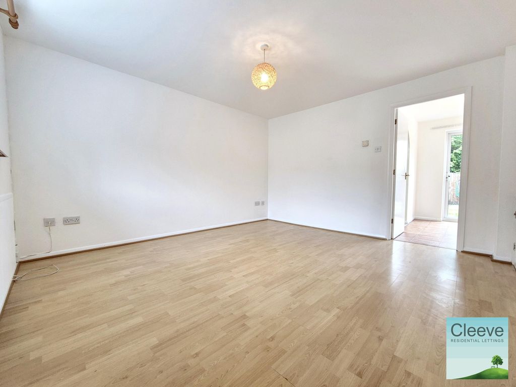 Property photo 3 of 12 1000115542