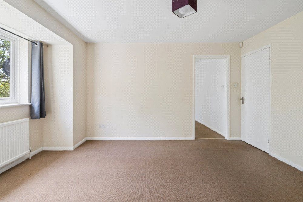 Property photo 2 of 8 Picture No. 20