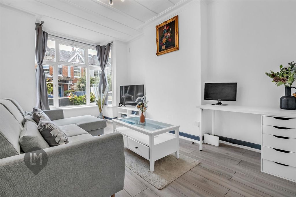 Property photo 3 of 6 Brookwood Road