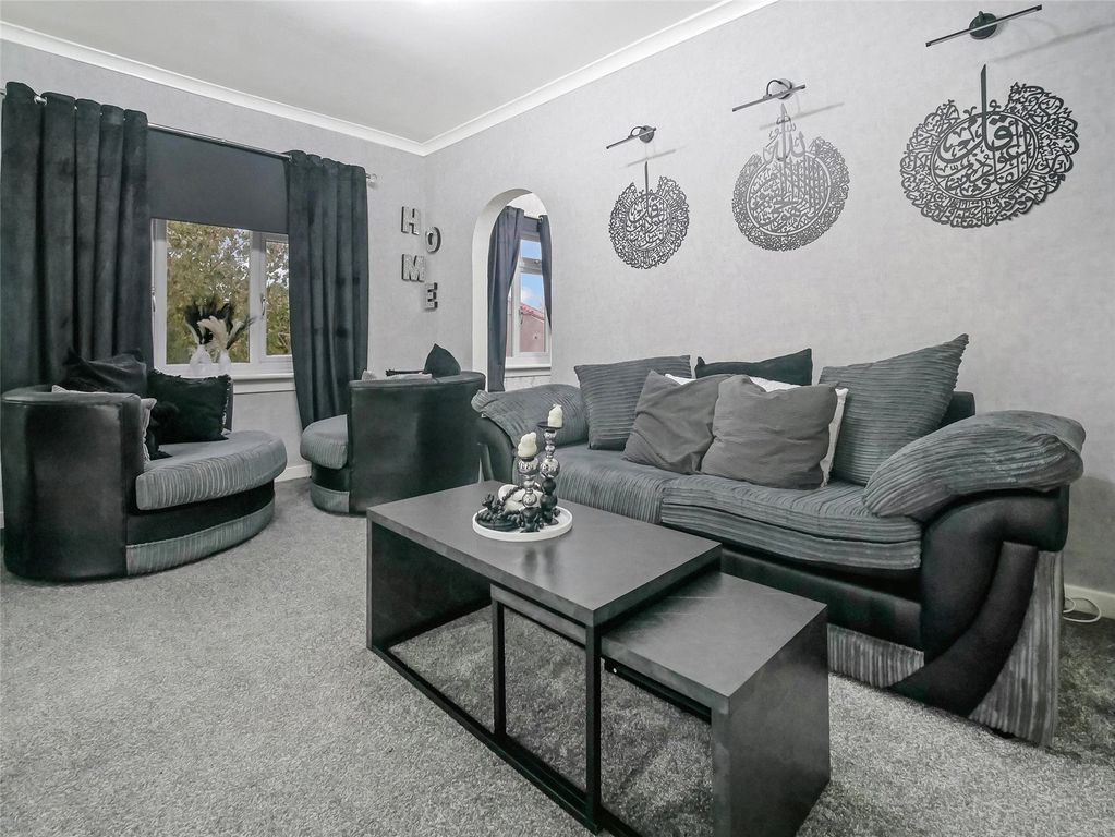 Property photo 2 of 16 Picture No. 07