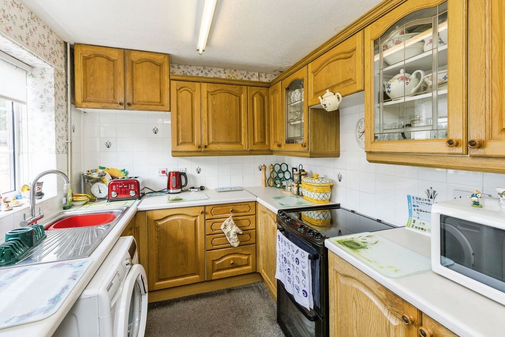 Property photo 3 of 16 Pbox-Img.Jpg