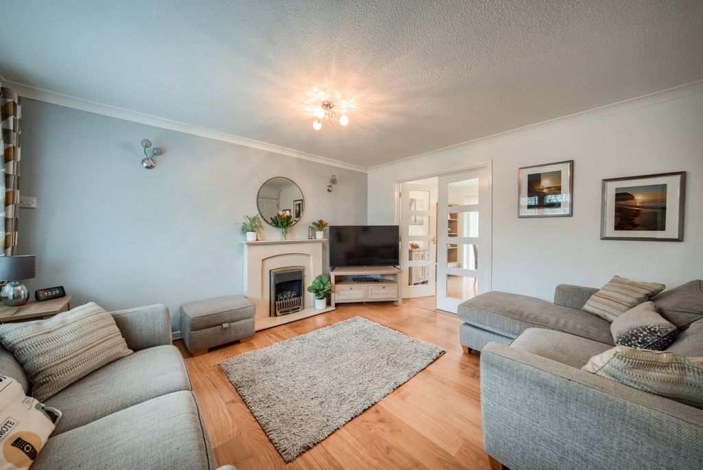 Property photo 2 of 24 Xt5A0285-Hdr(3)