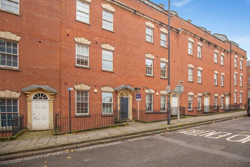 Property photo 1 of 10 Picture No. 20