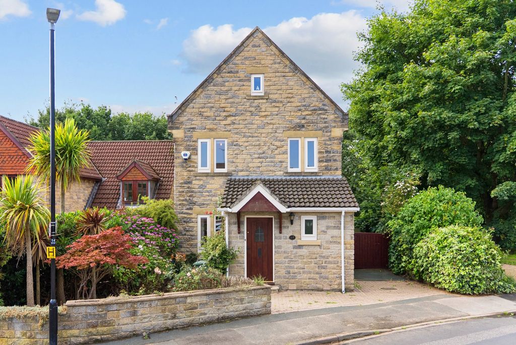 Property photo 1 of 24 Picture No. 32