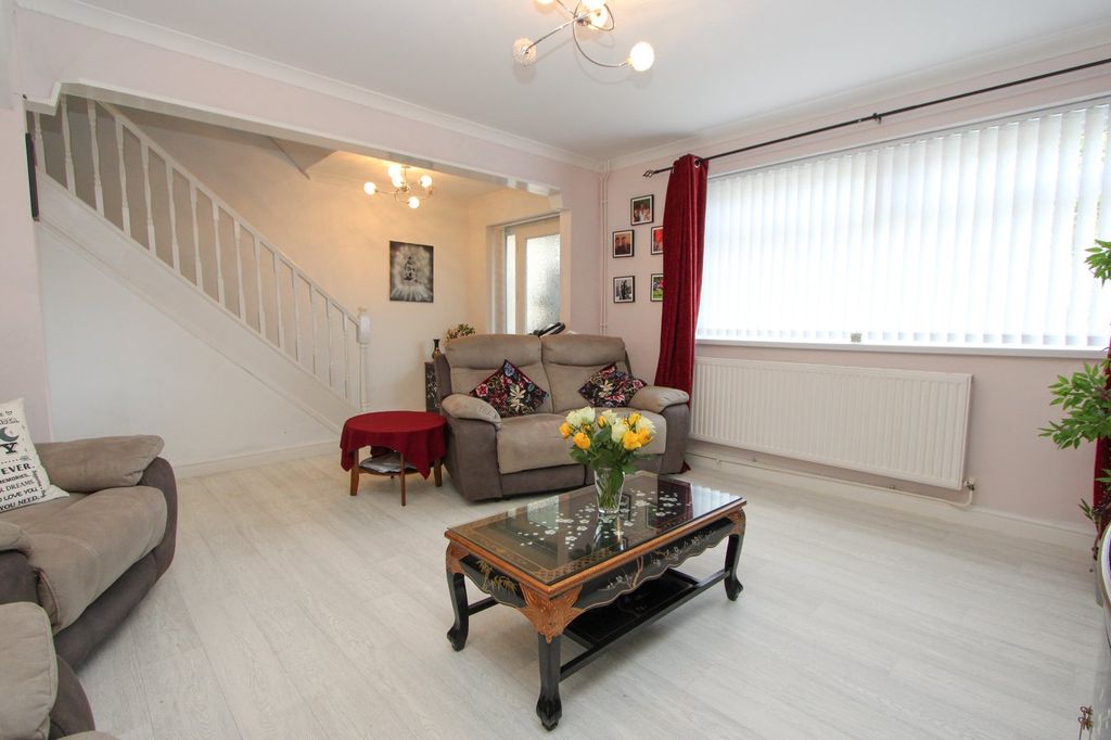 Property photo 3 of 24