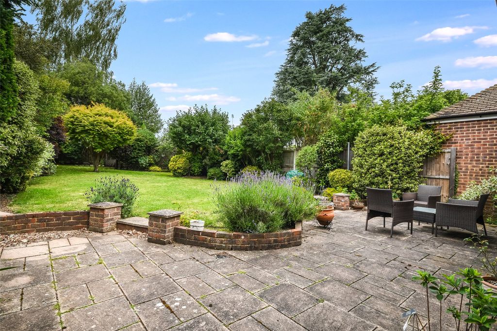 Property photo 2 of 16 Terrace