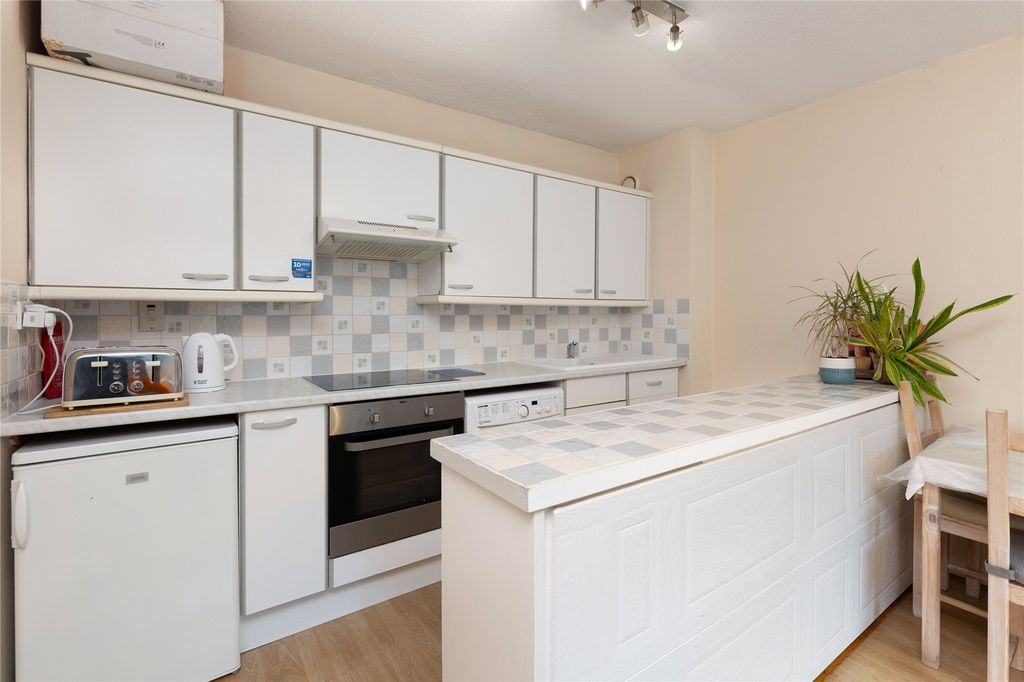Property photo 3 of 7 Picture No. 04