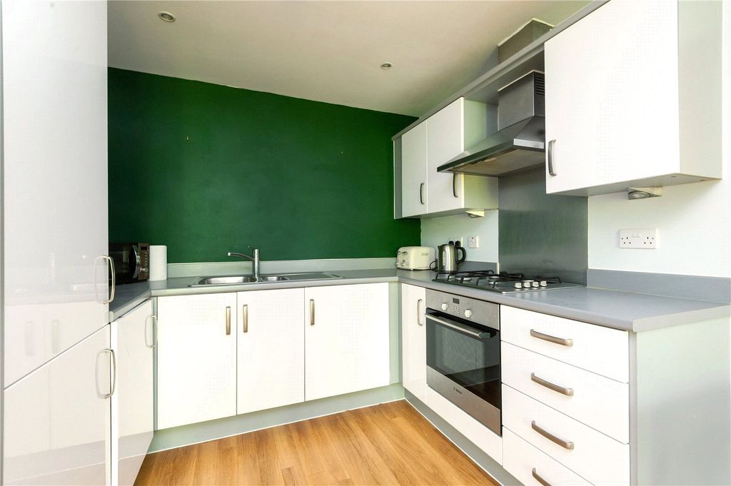 Property photo 3 of 13 Picture No. 15