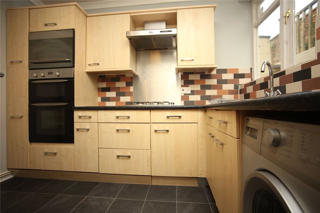 Property photo 3 of 10 Picture No. 09