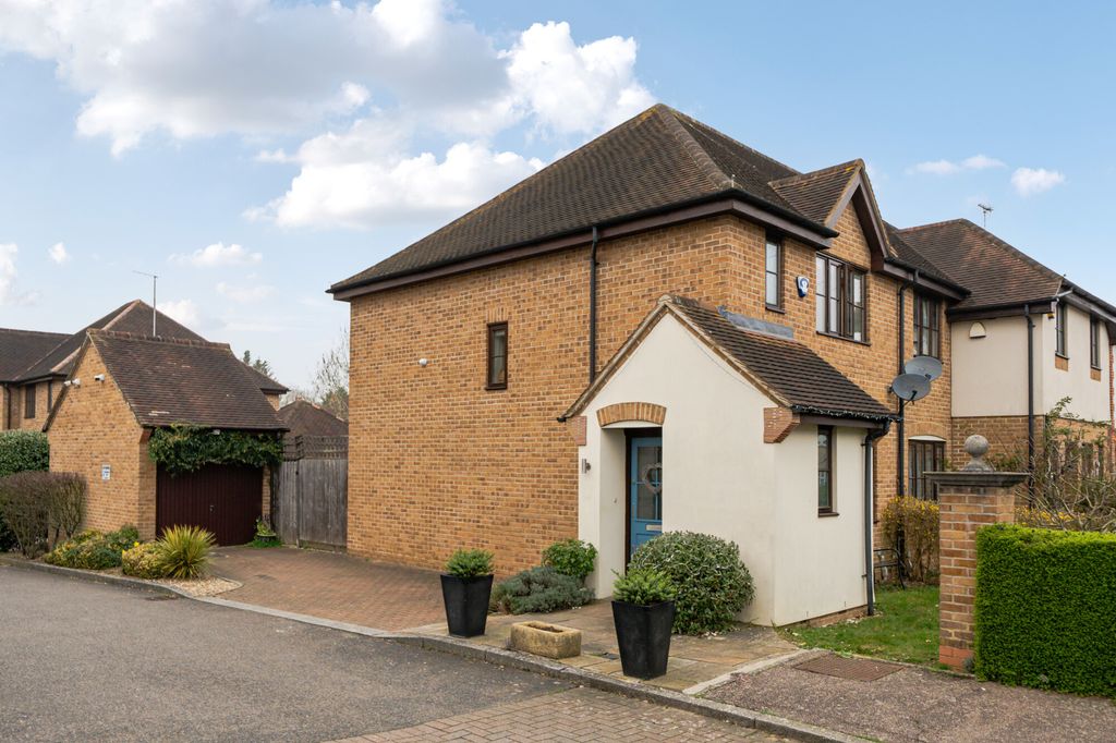 Property photo 1 of 20