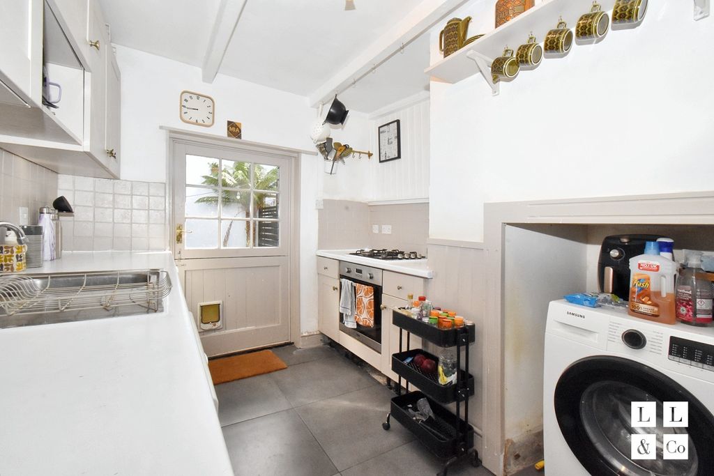 Property photo 2 of 15