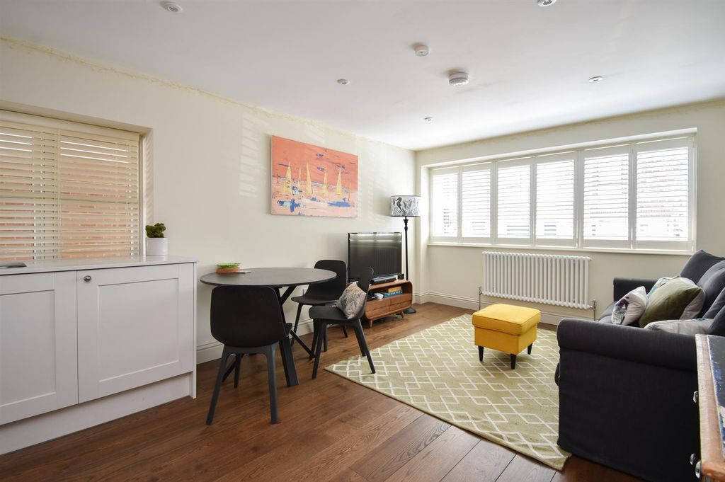 Property photo 3 of 13 Living Room