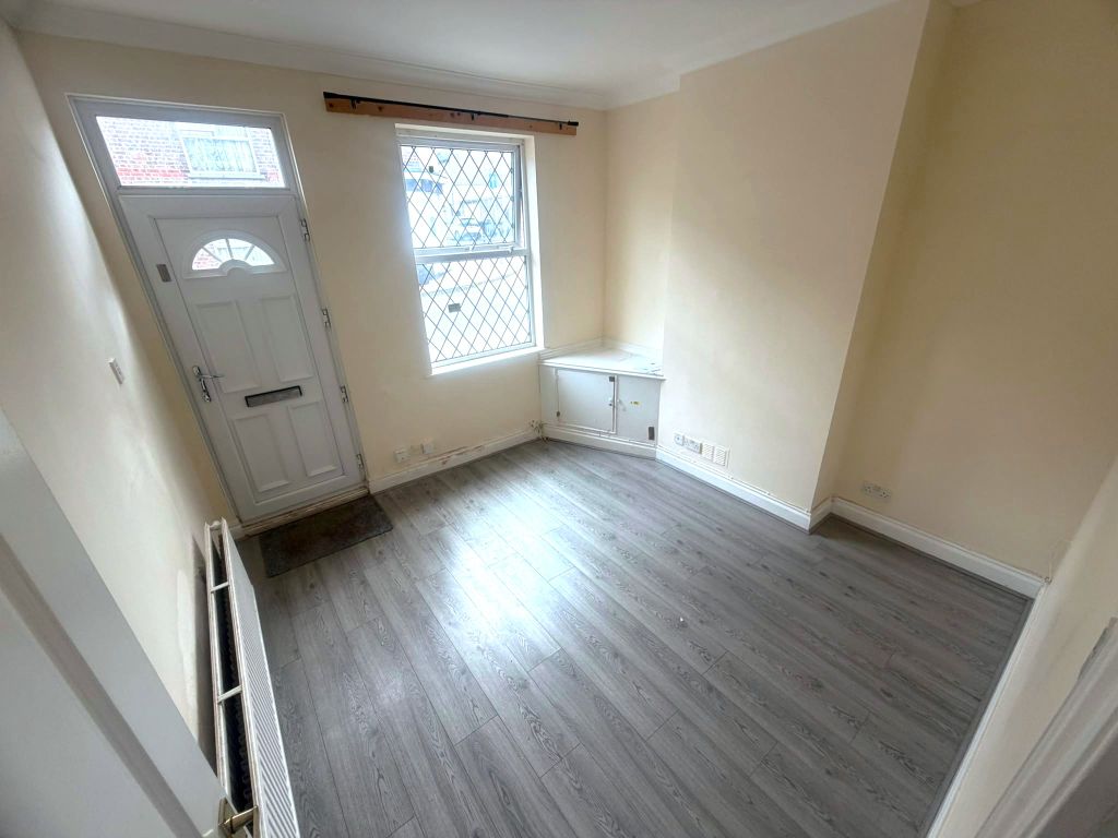 Property photo 2 of 7