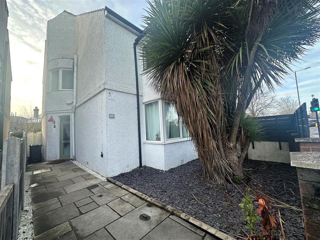 Property photo 1 of 15 Main Picture