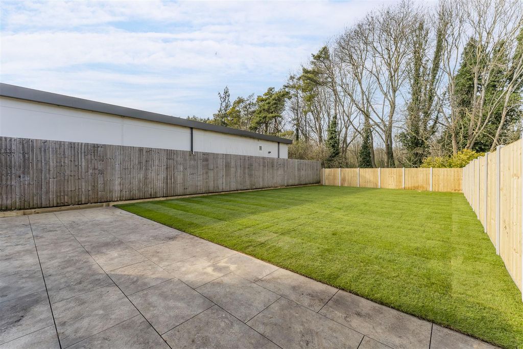 Property photo 2 of 9 Home_6.Jpg