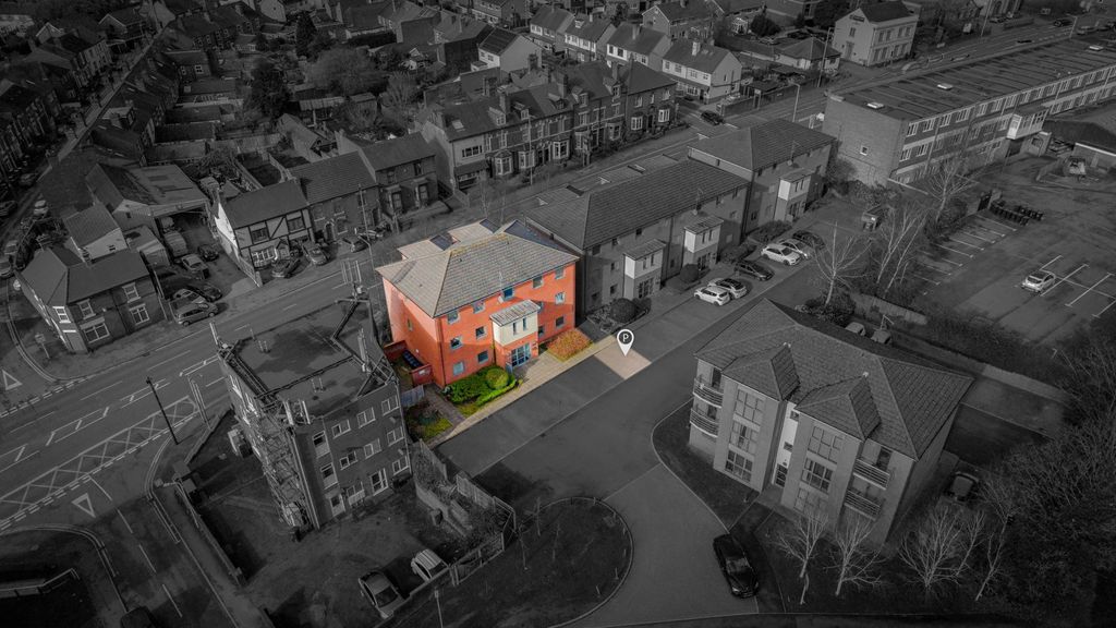 Property photo 1 of 21