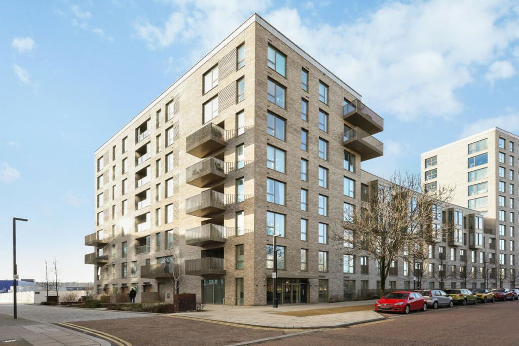 Property photo 2 of 29