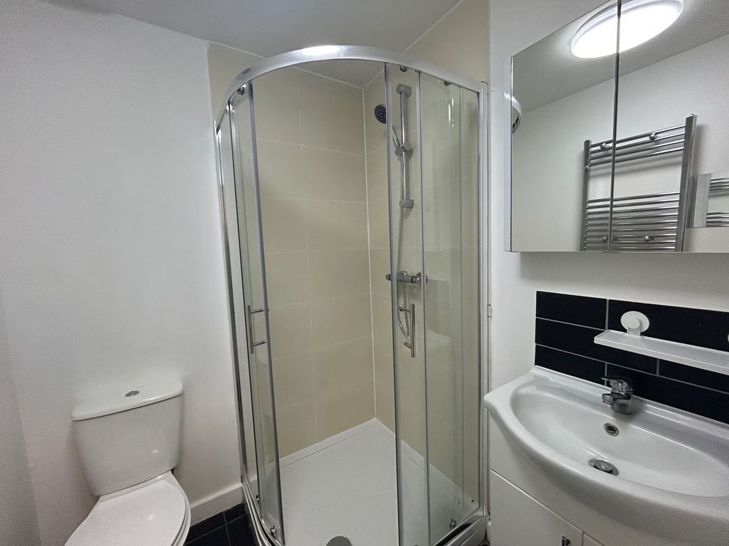 Property photo 3 of 3