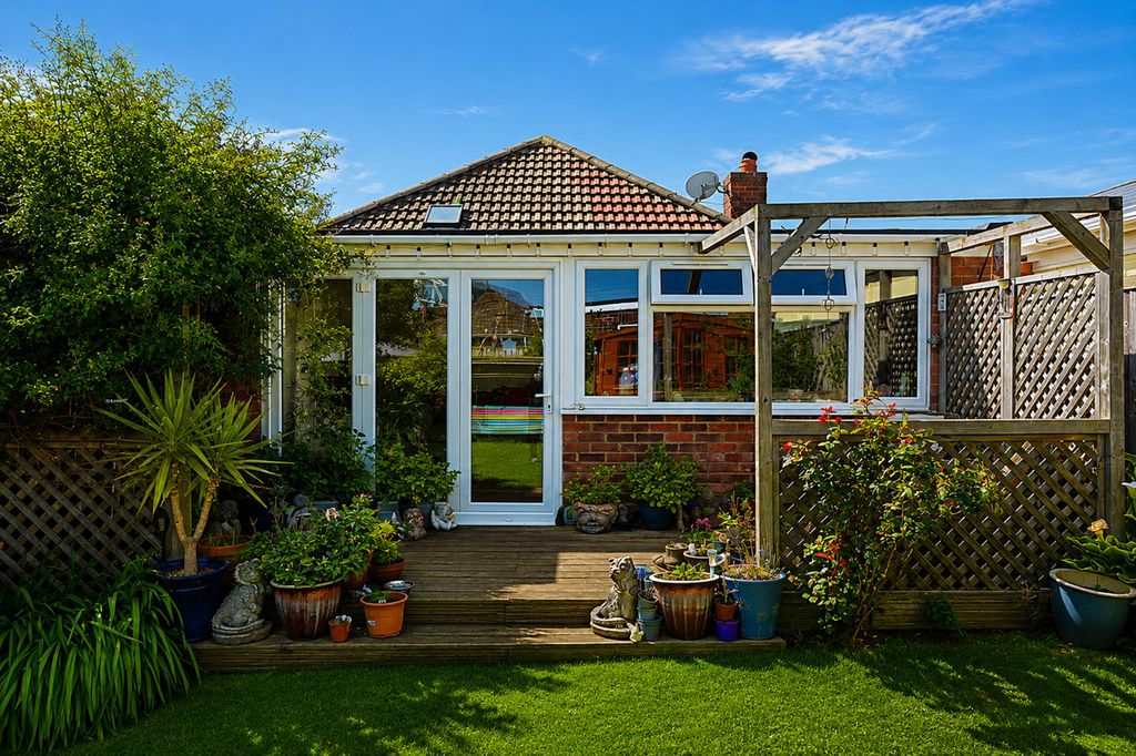 Property photo 3 of 23