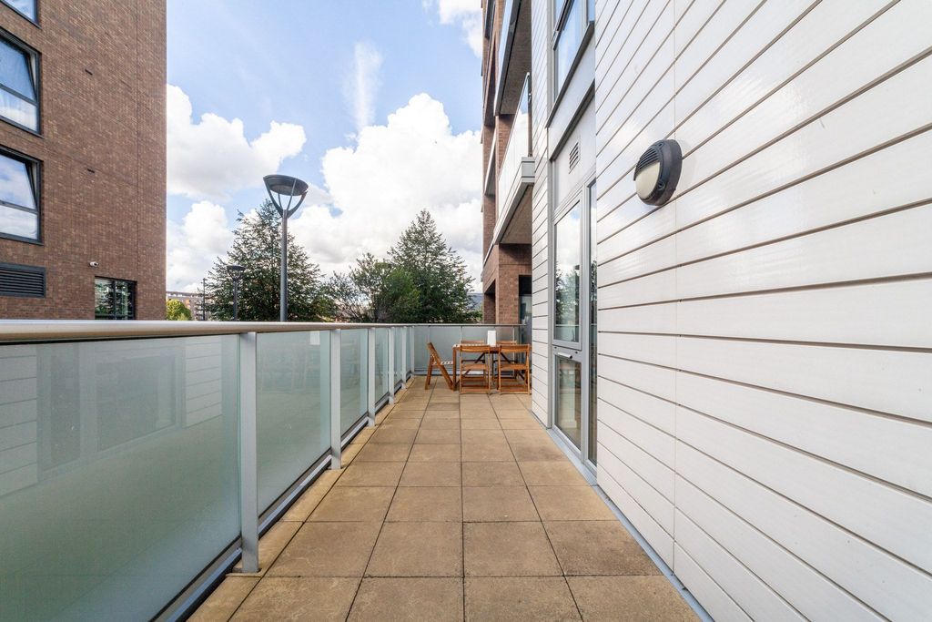 Property photo 2 of 4
