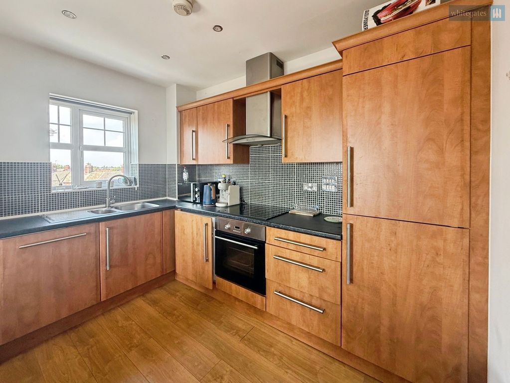 Property photo 2 of 8 Pbox-Img.Jpg