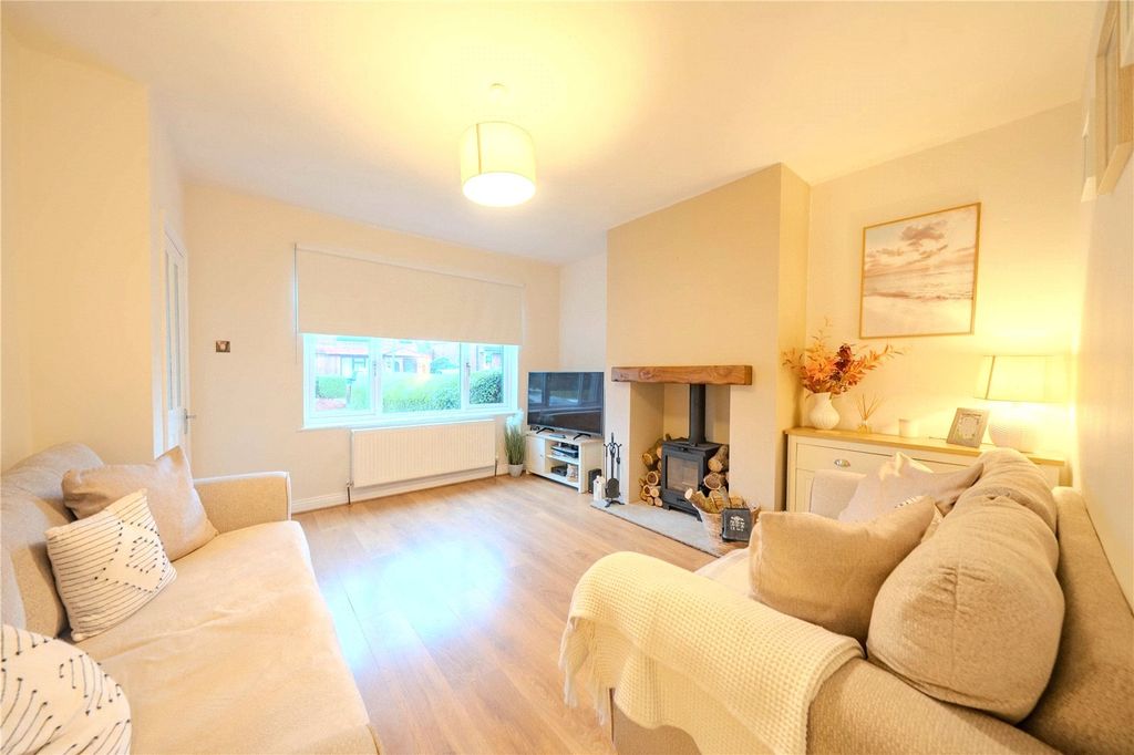 Property photo 2 of 18 Picture No. 22