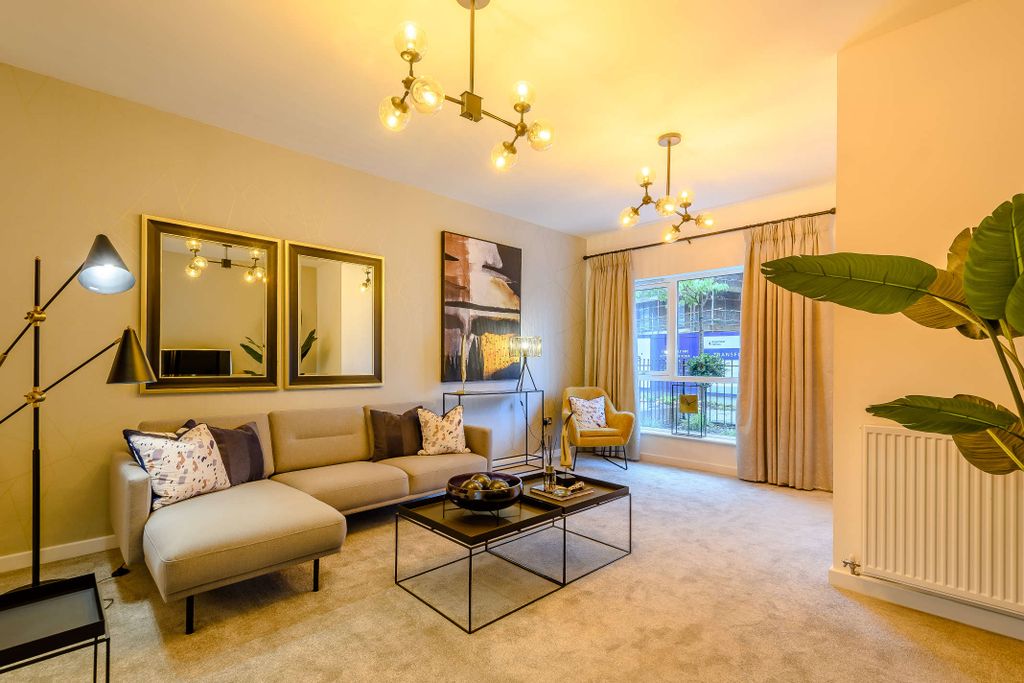 Property photo 3 of 10