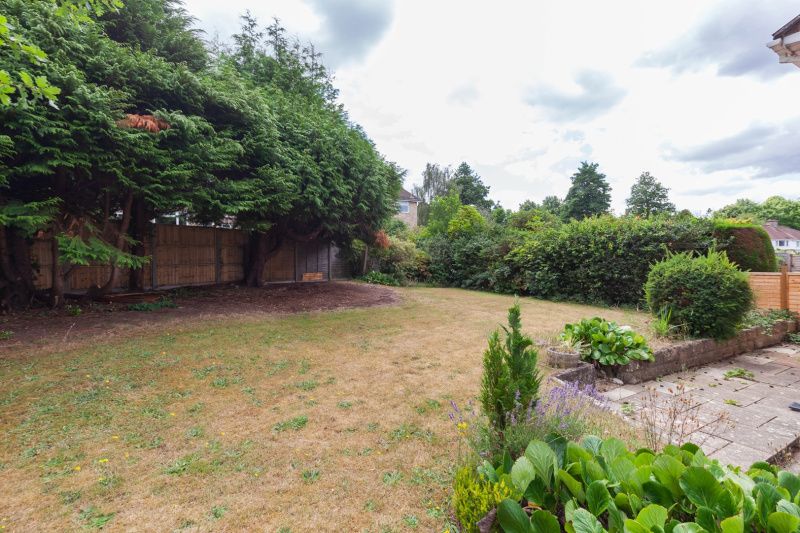 Property photo 3 of 14 Garden