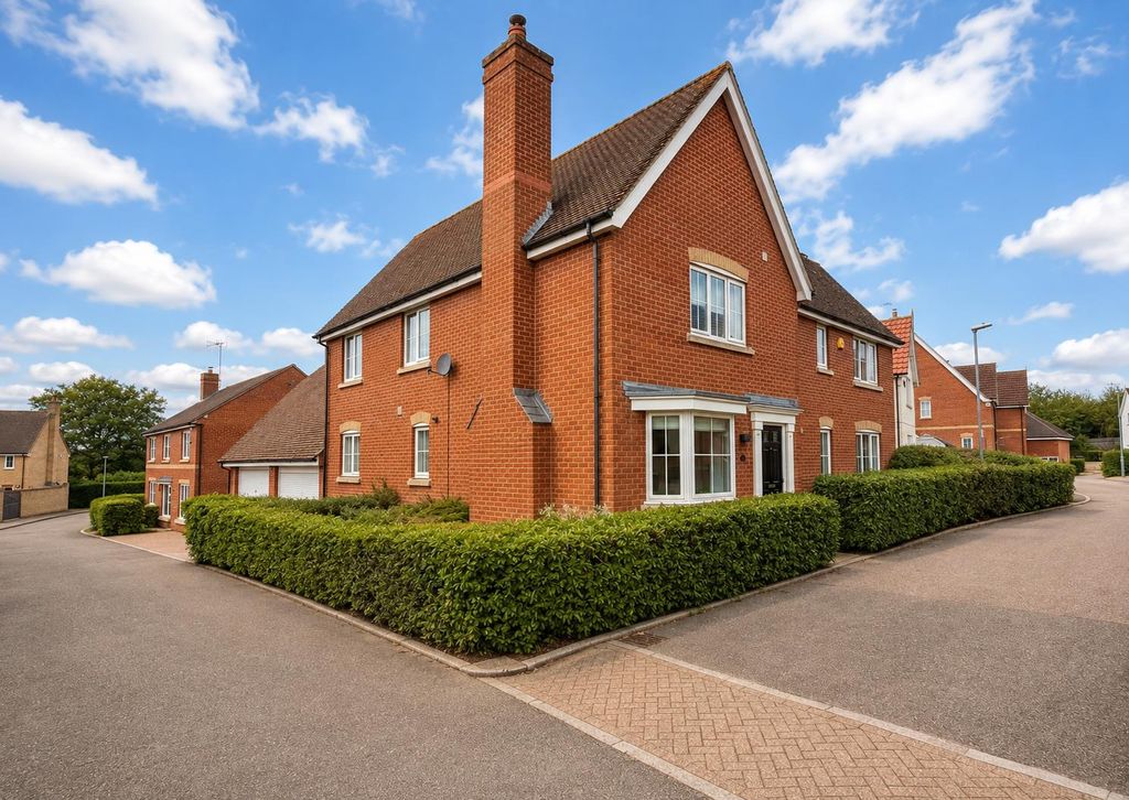 Property photo 1 of 32 8F7180E2-3780-4913-9Bb9-E5142E4Abc7A.Png