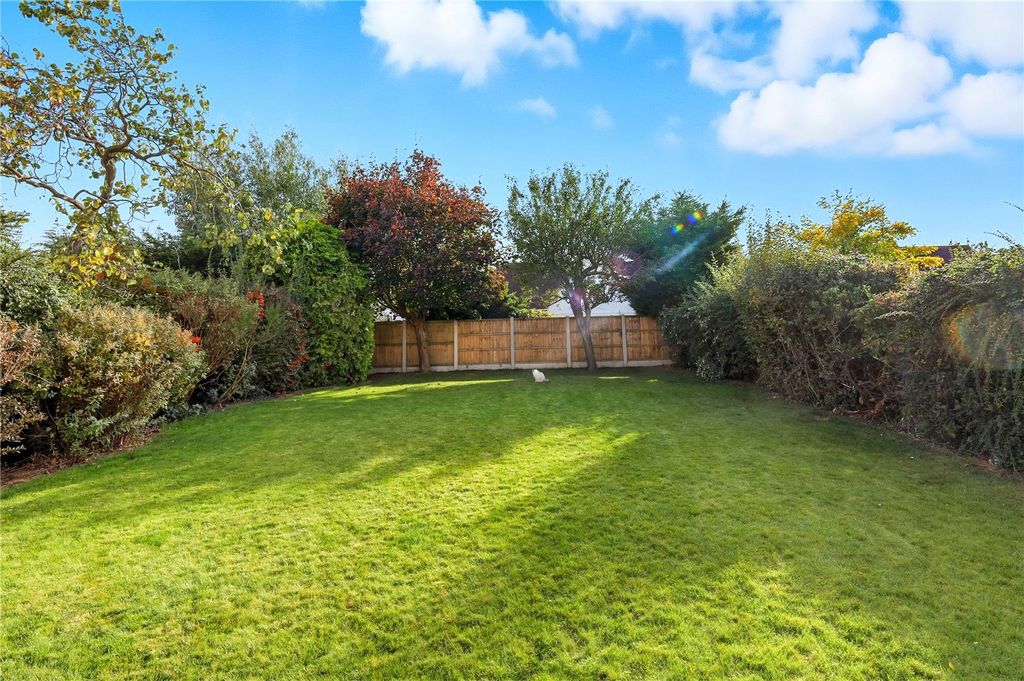 Property photo 2 of 25 Picture No. 37