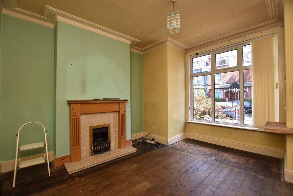 Property photo 2 of 12 Picture No. 02