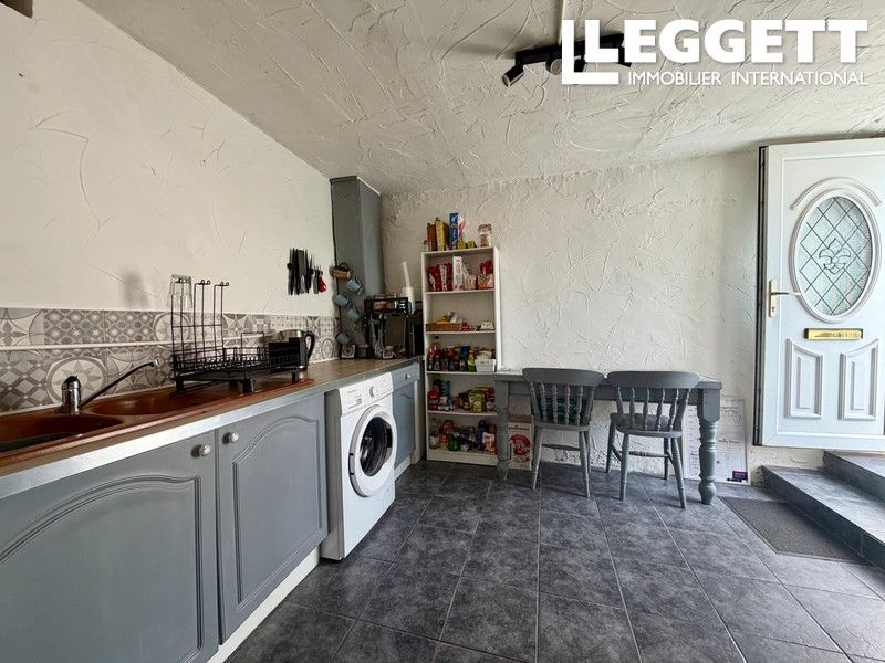 Property photo 3 of 10