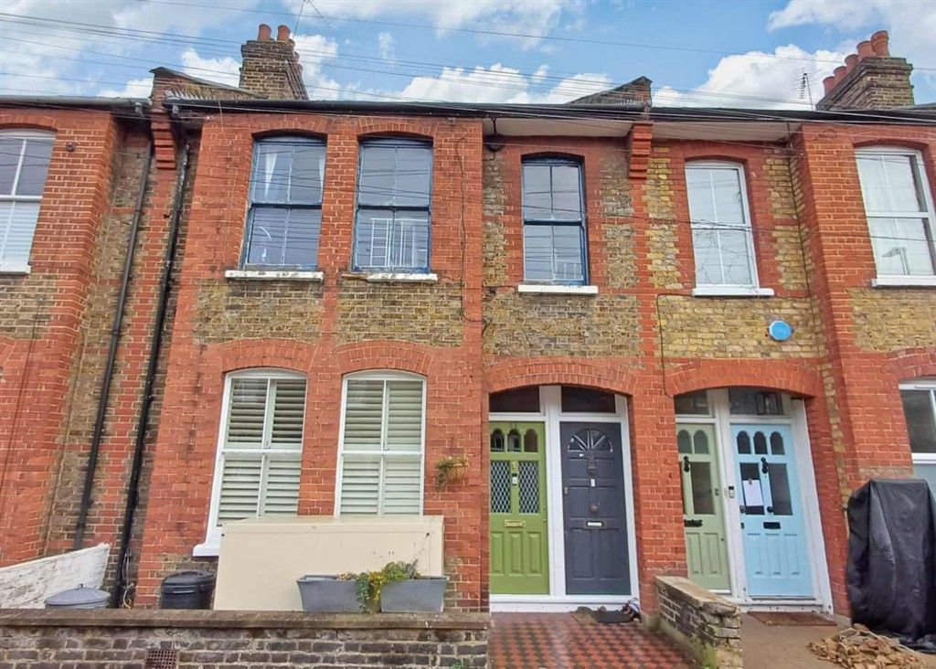Property photo 1 of 9